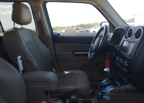 2017 Jeep Patriot High Altitude 4X4 from USA, damaged, VIN 1C4NJRFB5HD155468